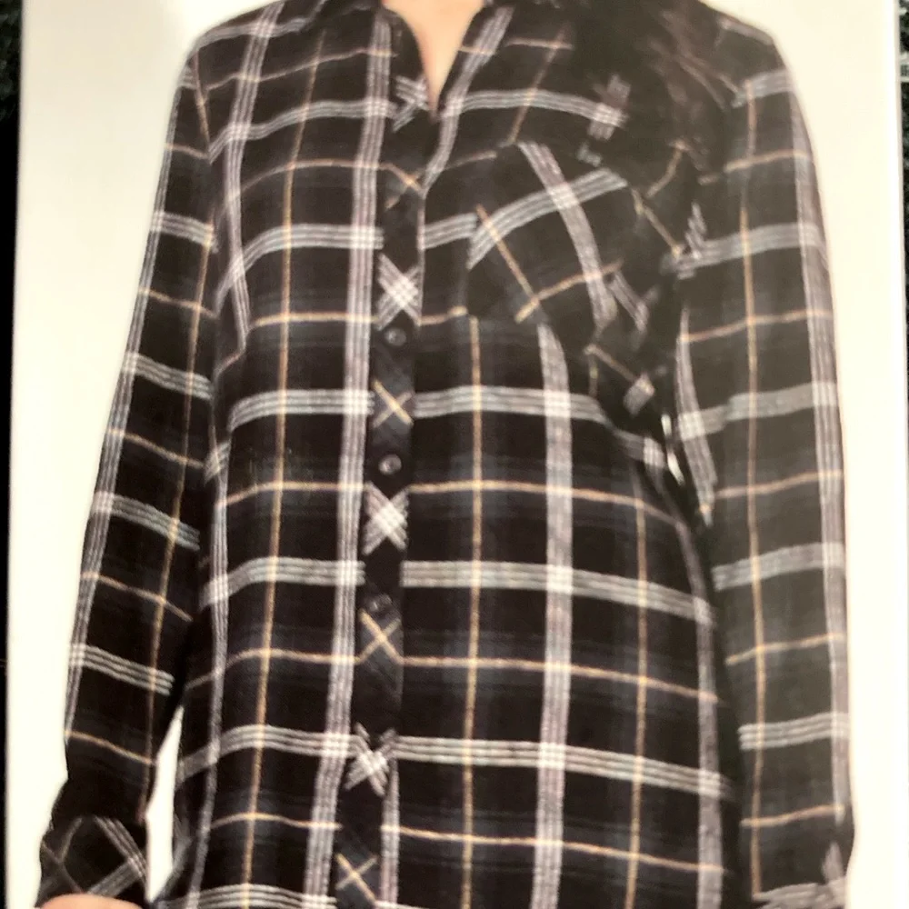 WELL WORN Women's Plaid Flannel Shirt  Size L NWT